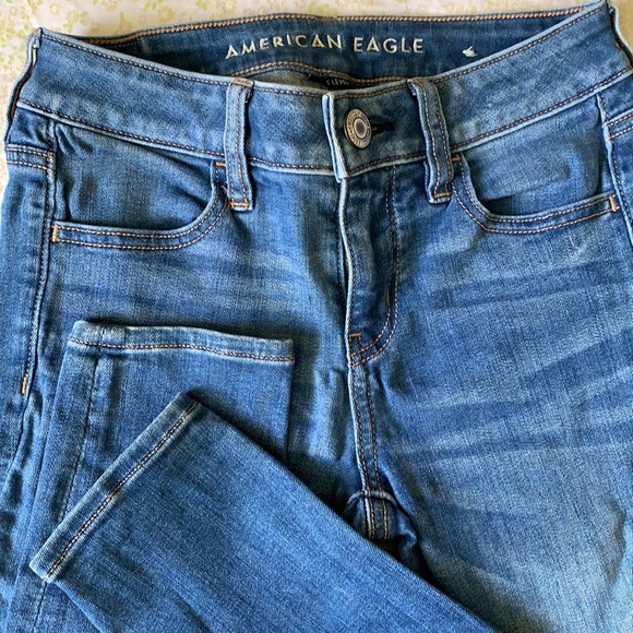American Eagle skinny jeans no rips - Picture 4 of 4